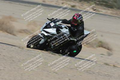 media/Oct-02-2025-Racers Edge (Thu) [[2c91cb6ab3]]/3-B Group/Session 1-Turn 9 Inside (1020am)/